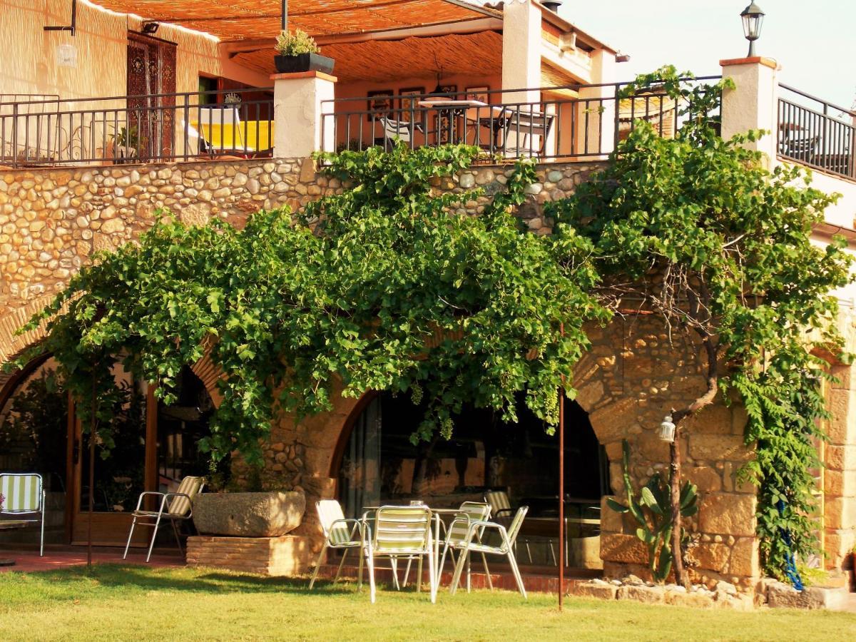 La Masia Costa Brava -Adults Only Garrigás Buitenkant foto